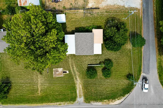 Photo 3 — 518 E Broadway, Byng, OK 74820