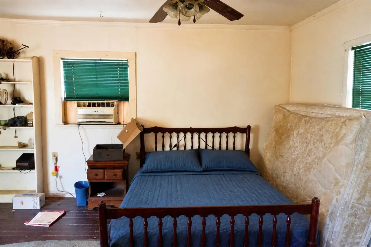 Photo 9 — 518 E Broadway, Byng, OK 74820