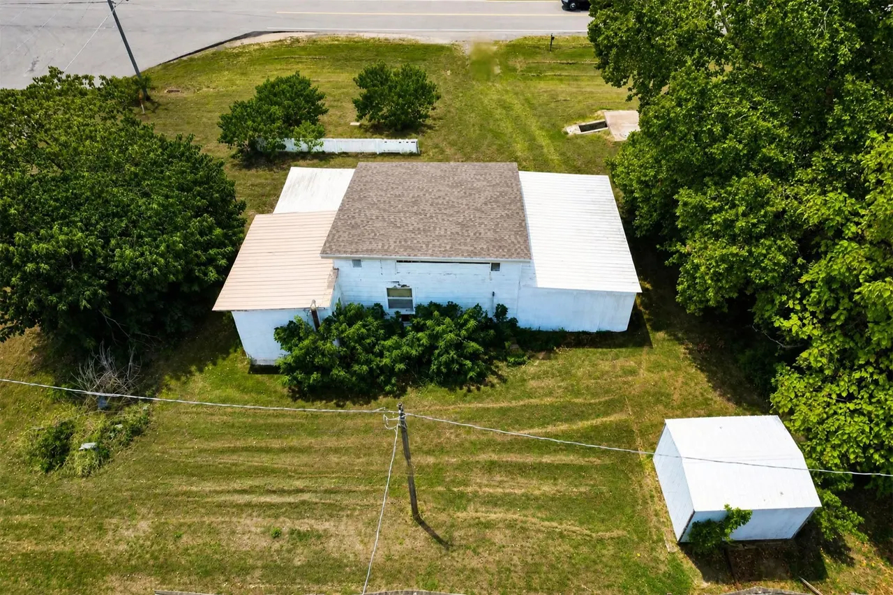 Photo 13 — 518 E Broadway, Byng, OK 74820