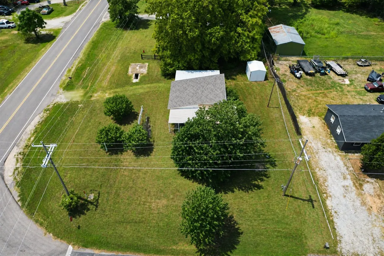 Photo 14 — 518 E Broadway, Byng, OK 74820
