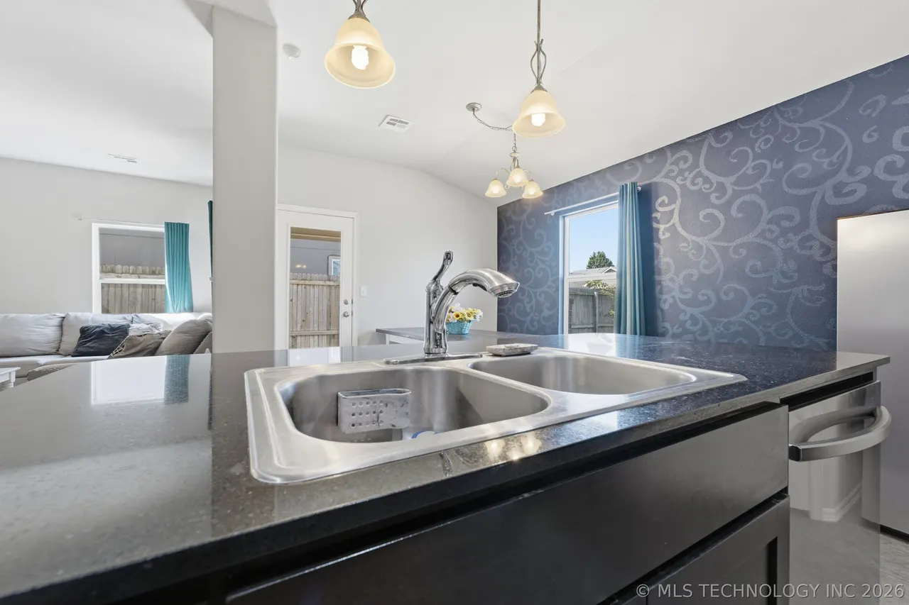 Photo 9 — 4001 W 104th Court S, Jenks, OK 74037