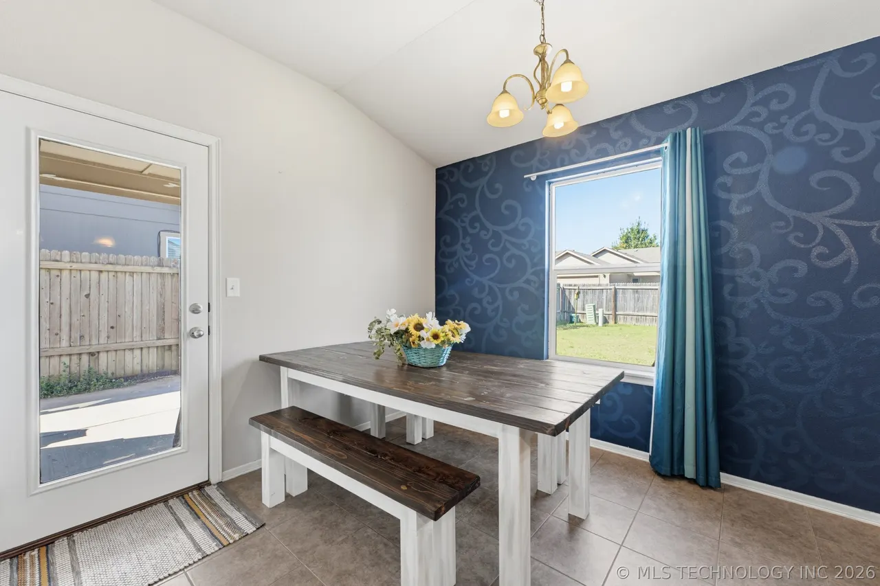 Photo 11 — 4001 W 104th Court S, Jenks, OK 74037