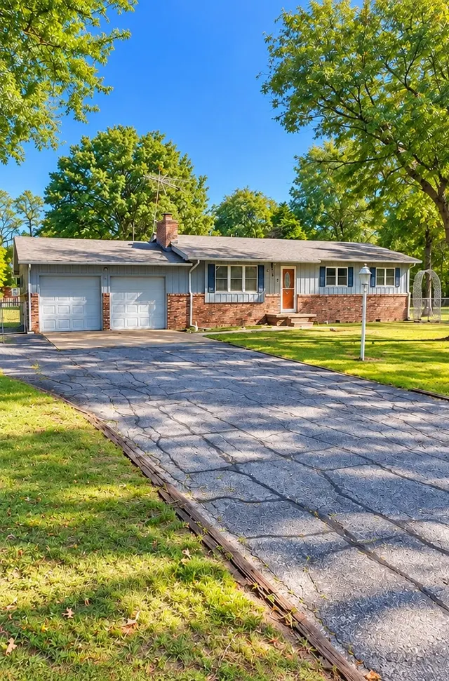 Photo 4 — 220 W Atlanta Street, Broken Arrow, OK 74012