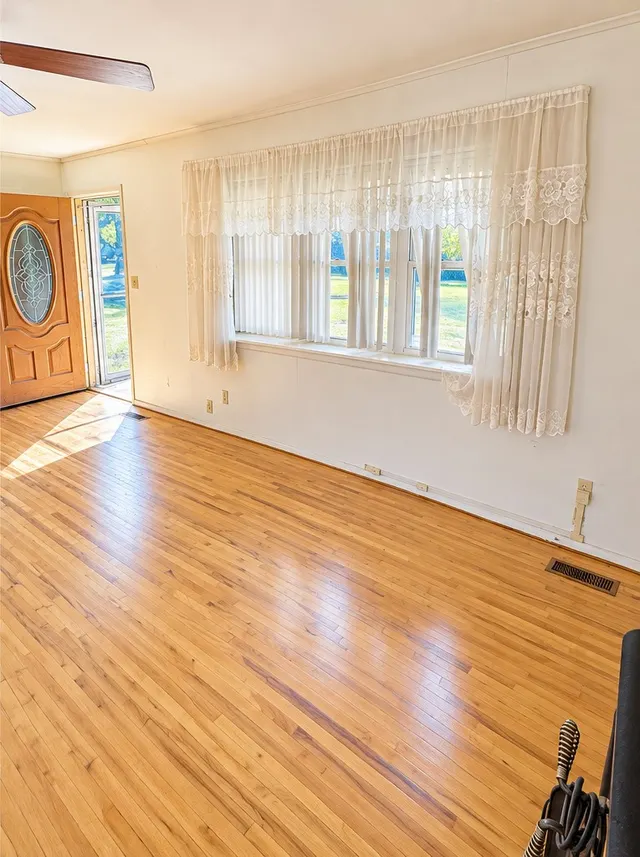 Photo 8 — 220 W Atlanta Street, Broken Arrow, OK 74012