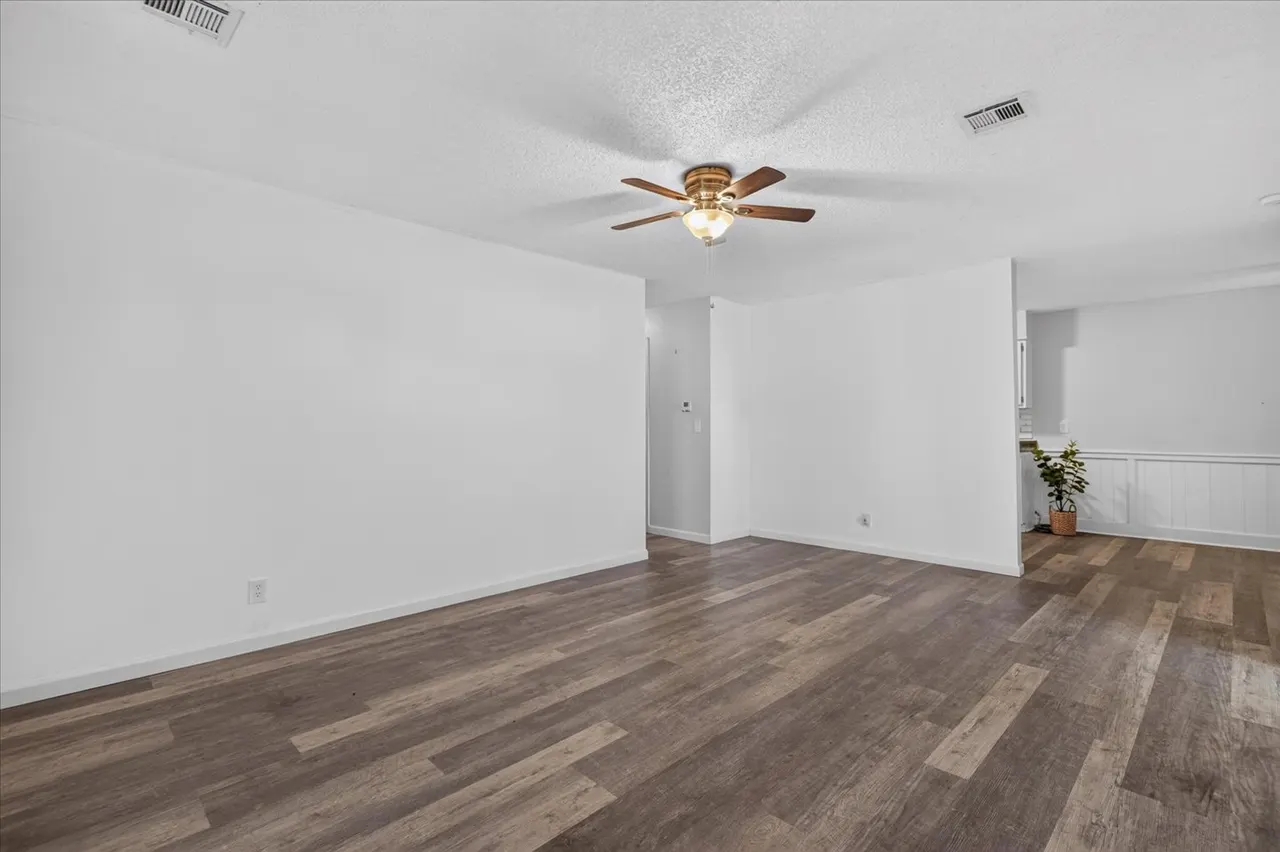 Photo 6 — 721 Acorn Drive, Bartlesville, OK 74003