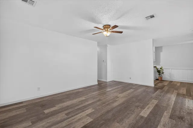 Photo 6 — 721 Acorn Drive, Bartlesville, OK 74003