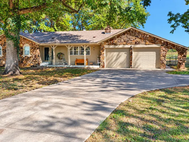 Photo 5 — 17155 S 321st East Avenue, Coweta, OK 74429
