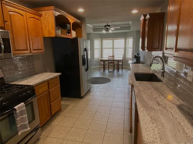 Photo 7 — 23332 E 132nd Street S, Coweta, OK 74429