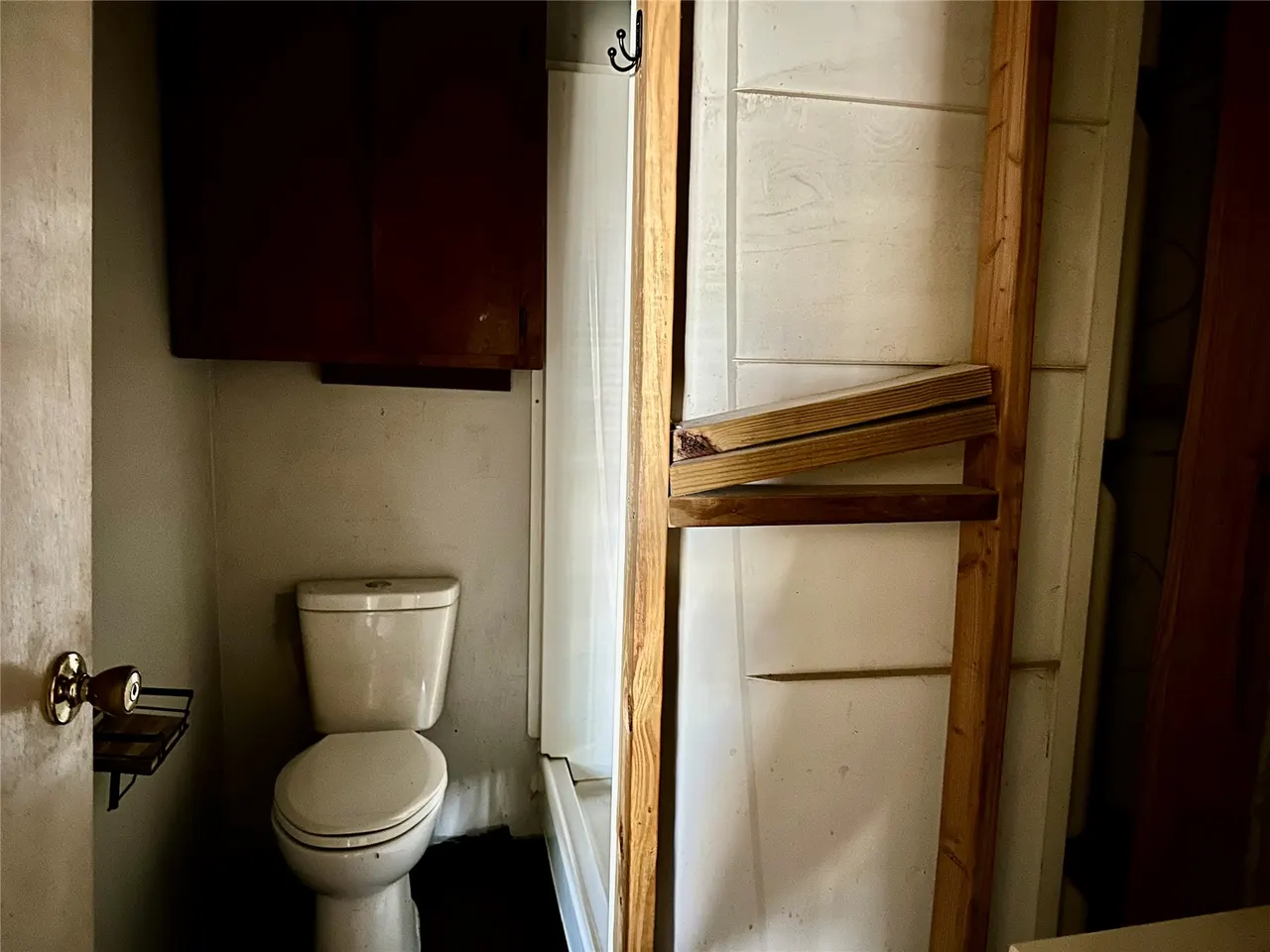 Photo 9 — 703 E Wynnewood Avenue, Sulphur, OK 73086