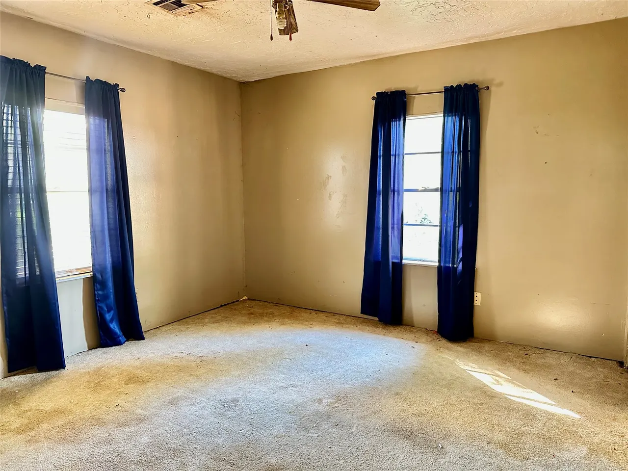 Photo 10 — 703 E Wynnewood Avenue, Sulphur, OK 73086