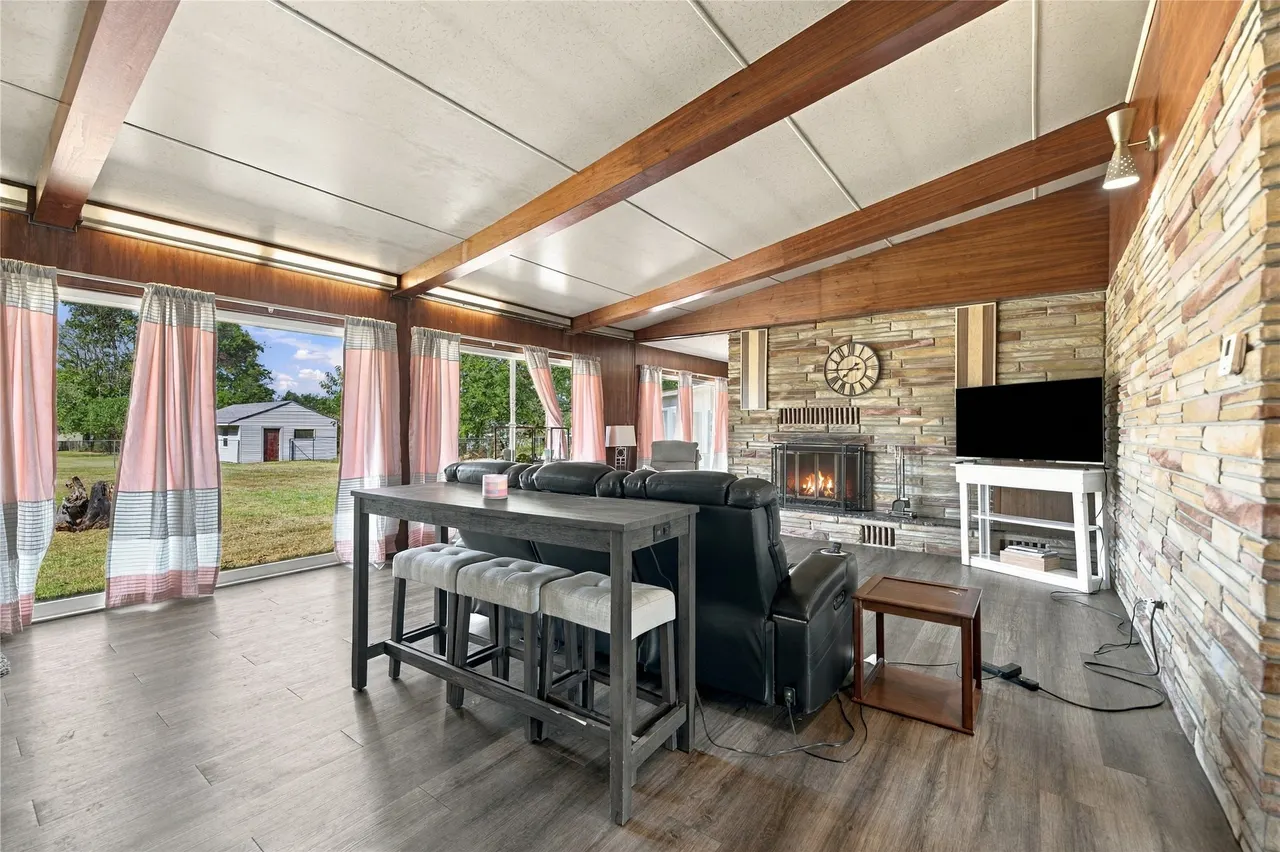Photo 4 — 1402 N 157th East Avenue, Tulsa, OK 74116