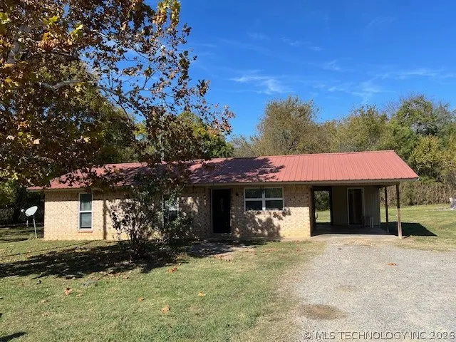Front exterior — 125 W Durant Street, Bennington, OK 74723