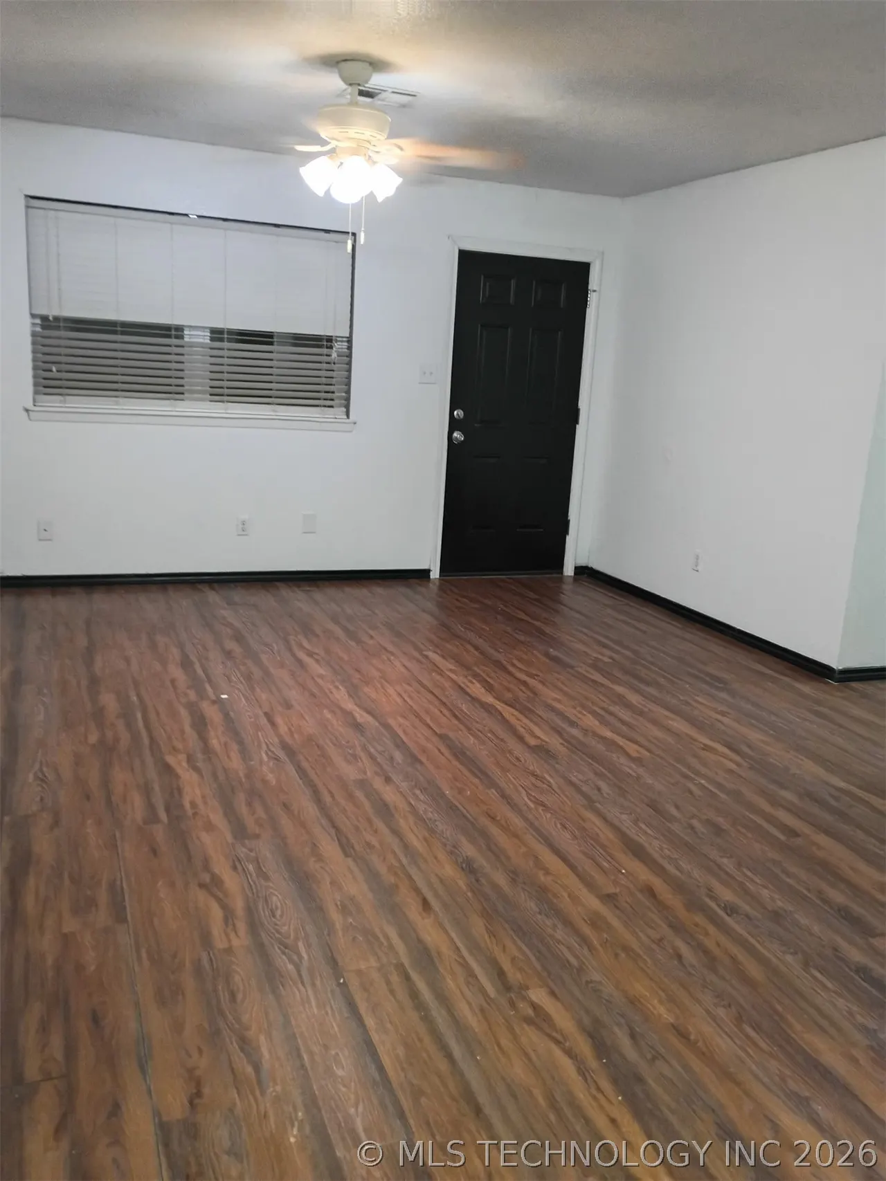 Photo 2 — 125 W Durant Street, Bennington, OK 74723