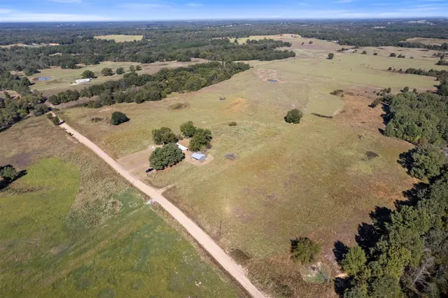 Photo 2 — 8405 E Nightingale Road, Atoka, OK 74525