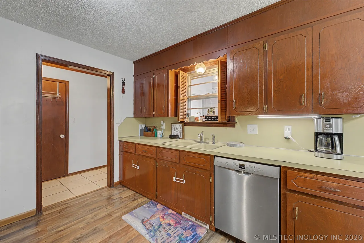 Photo 6 — 14131 N 100th Avenue E, Collinsville, OK 74021