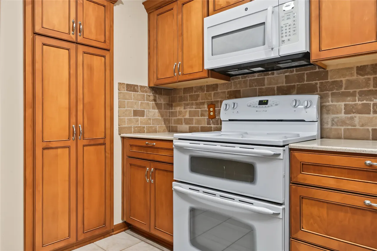 Photo 8 — 412 E Oak Street, Skiatook, OK 74070