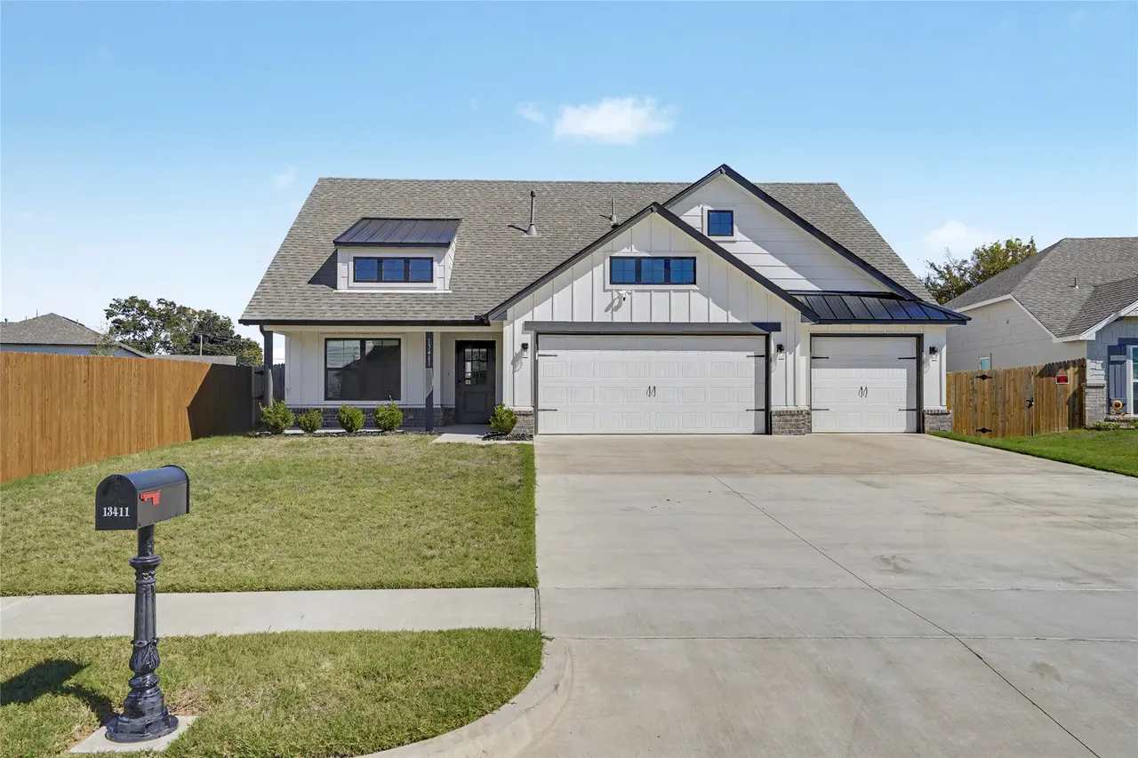 Photo 2 — 13411 S 95th EastAvenue, Bixby, OK 74008