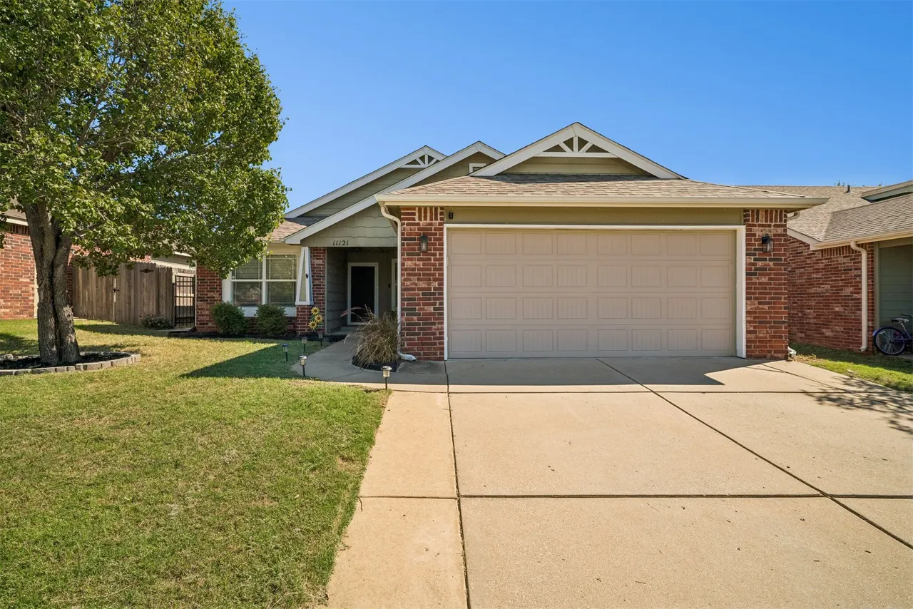 Front exterior — 11121 N 144th EastAvenue, Owasso, OK 74055