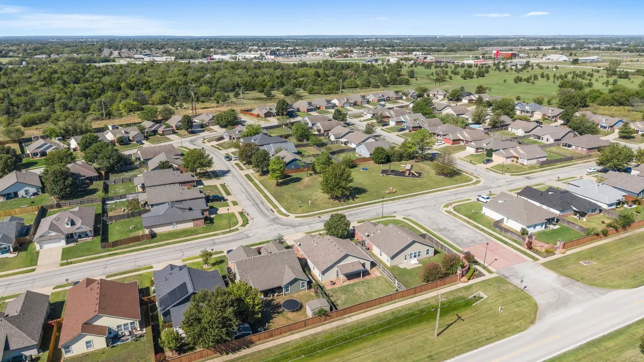 Photo 30 — 11121 N 144th EastAvenue, Owasso, OK 74055