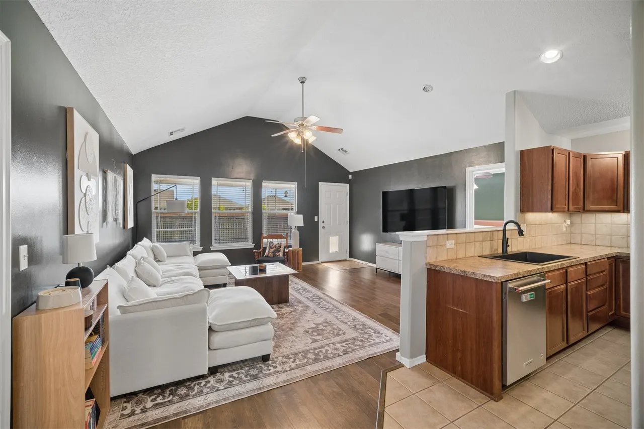 Photo 6 — 11121 N 144th EastAvenue, Owasso, OK 74055
