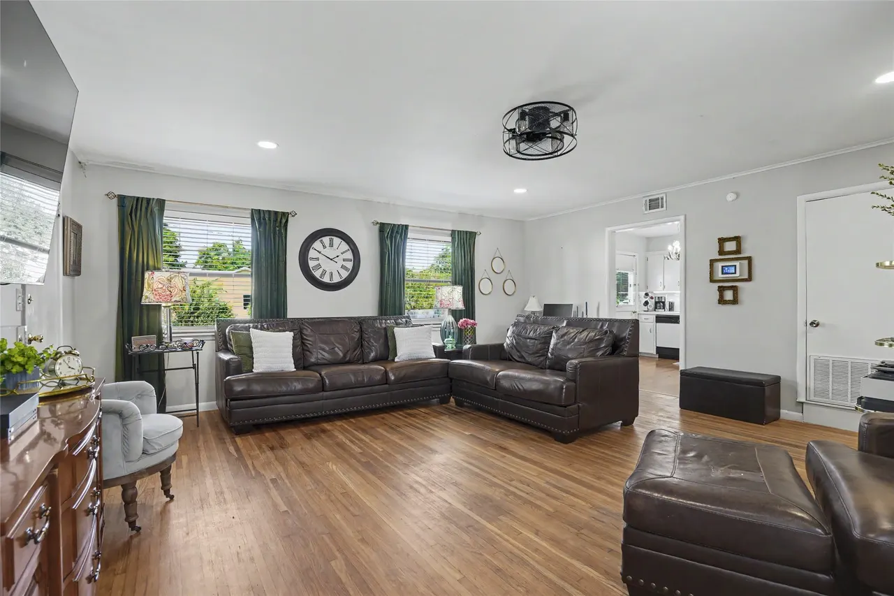 Photo 5 — 5743 E 31st Street, Tulsa, OK 74135