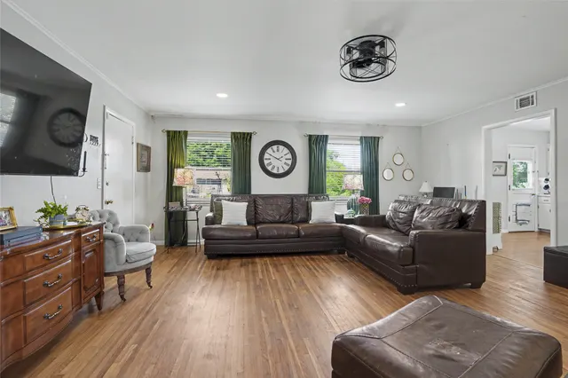 Photo 6 — 5743 E 31st Street, Tulsa, OK 74135