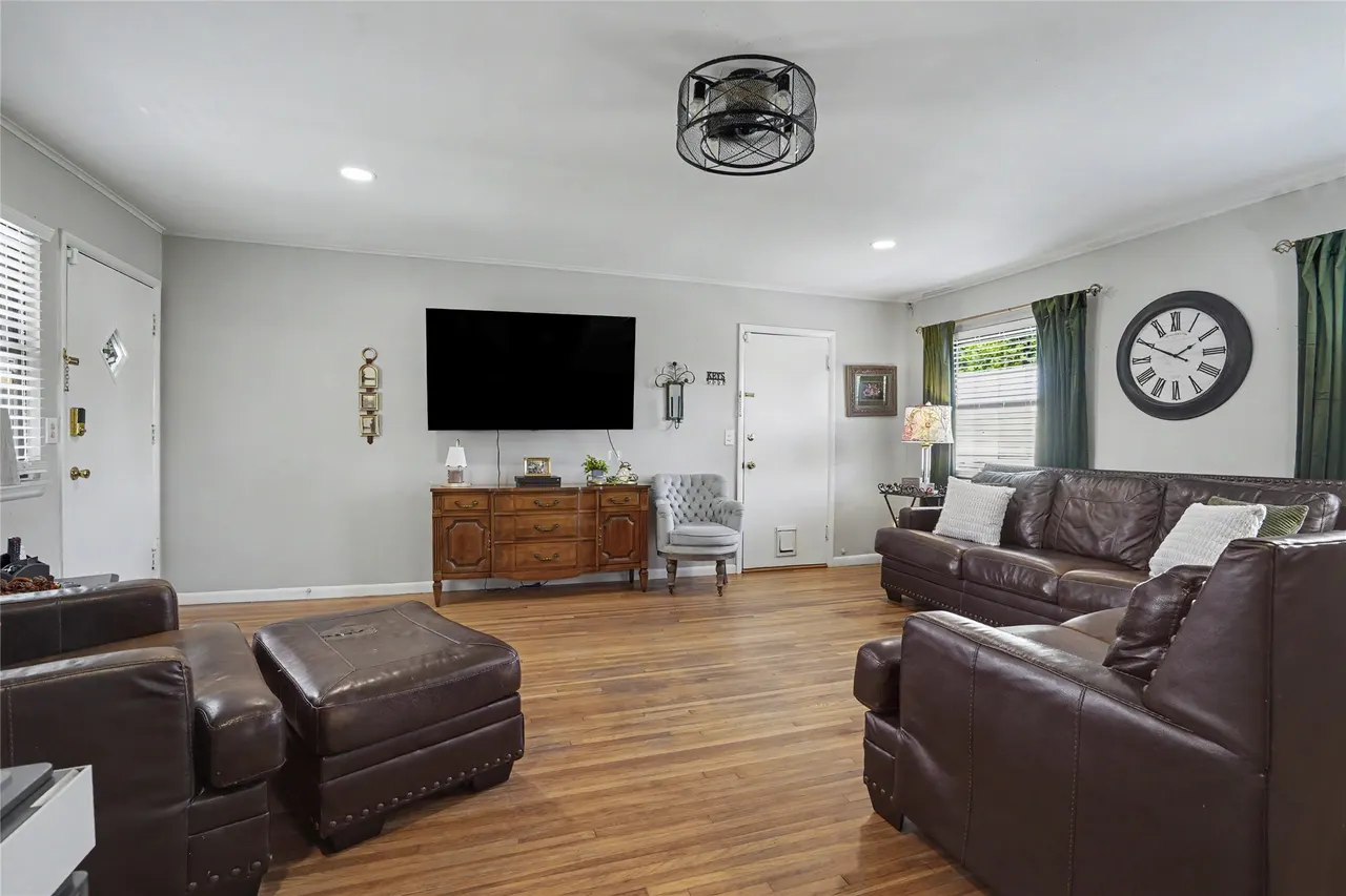 Photo 7 — 5743 E 31st Street, Tulsa, OK 74135