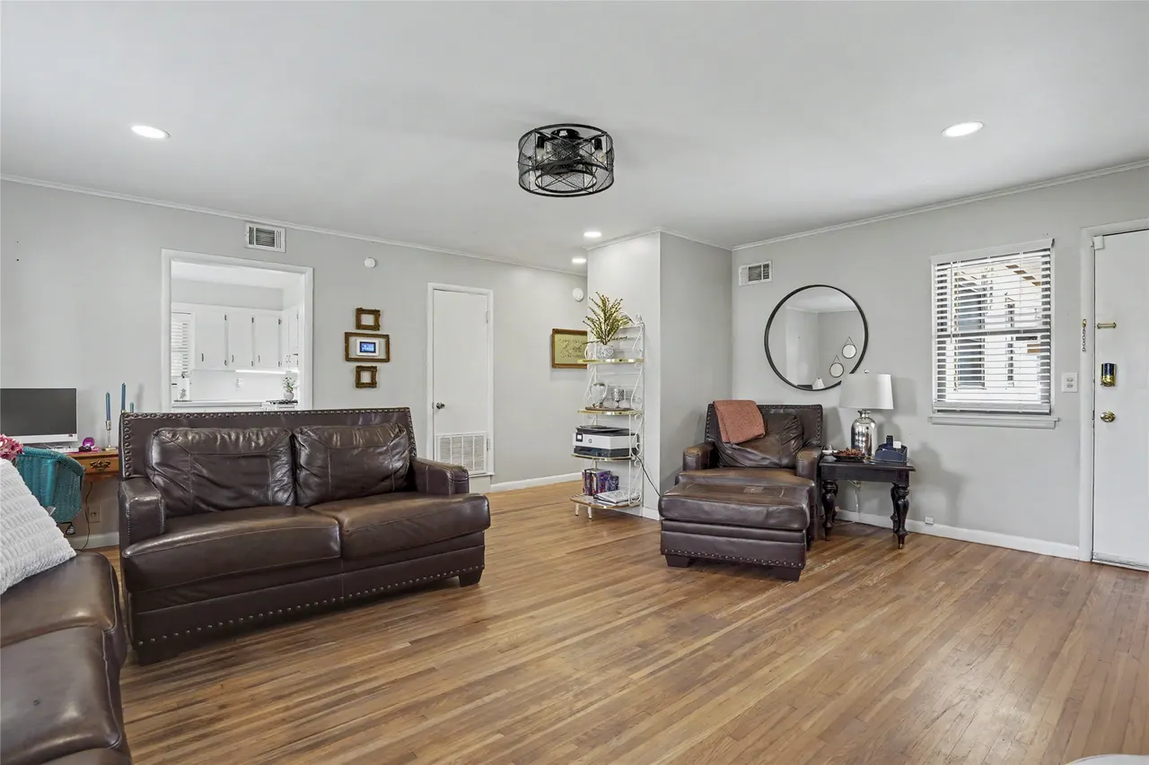 Photo 9 — 5743 E 31st Street, Tulsa, OK 74135