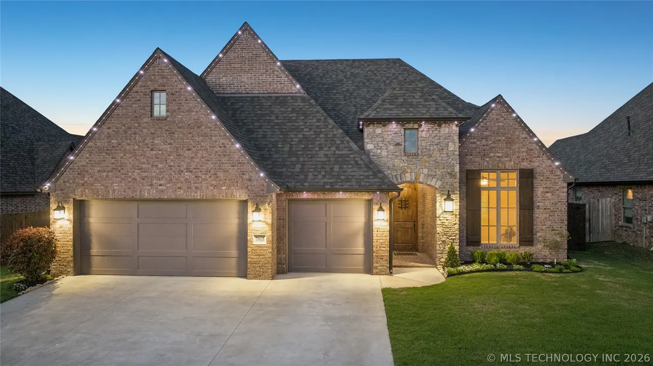 Photo 2 — 7915 N 149th EastAvenue, Owasso, OK 74055