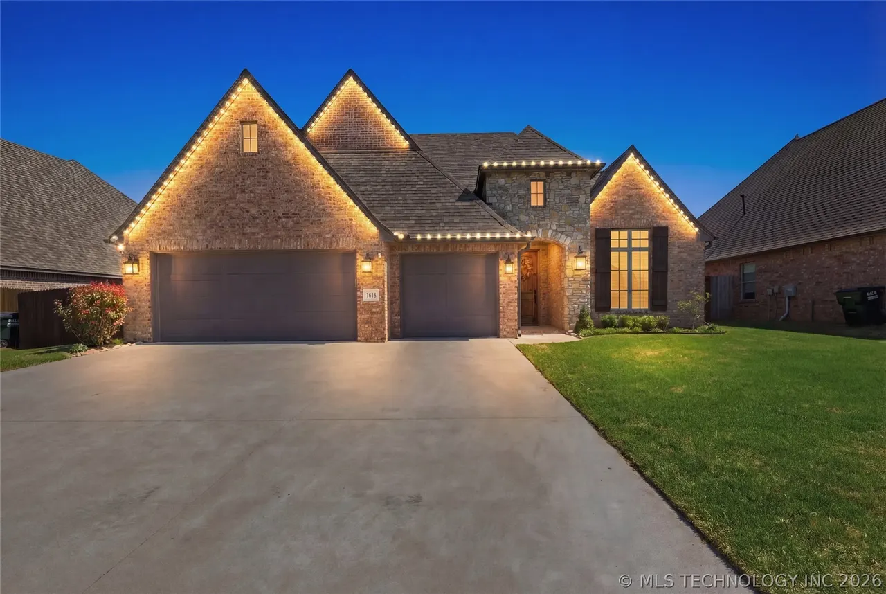 Photo 4 — 7915 N 149th EastAvenue, Owasso, OK 74055
