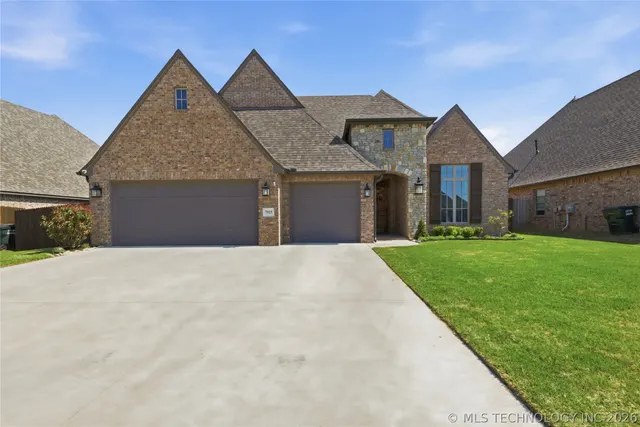 Photo 6 — 7915 N 149th EastAvenue, Owasso, OK 74055