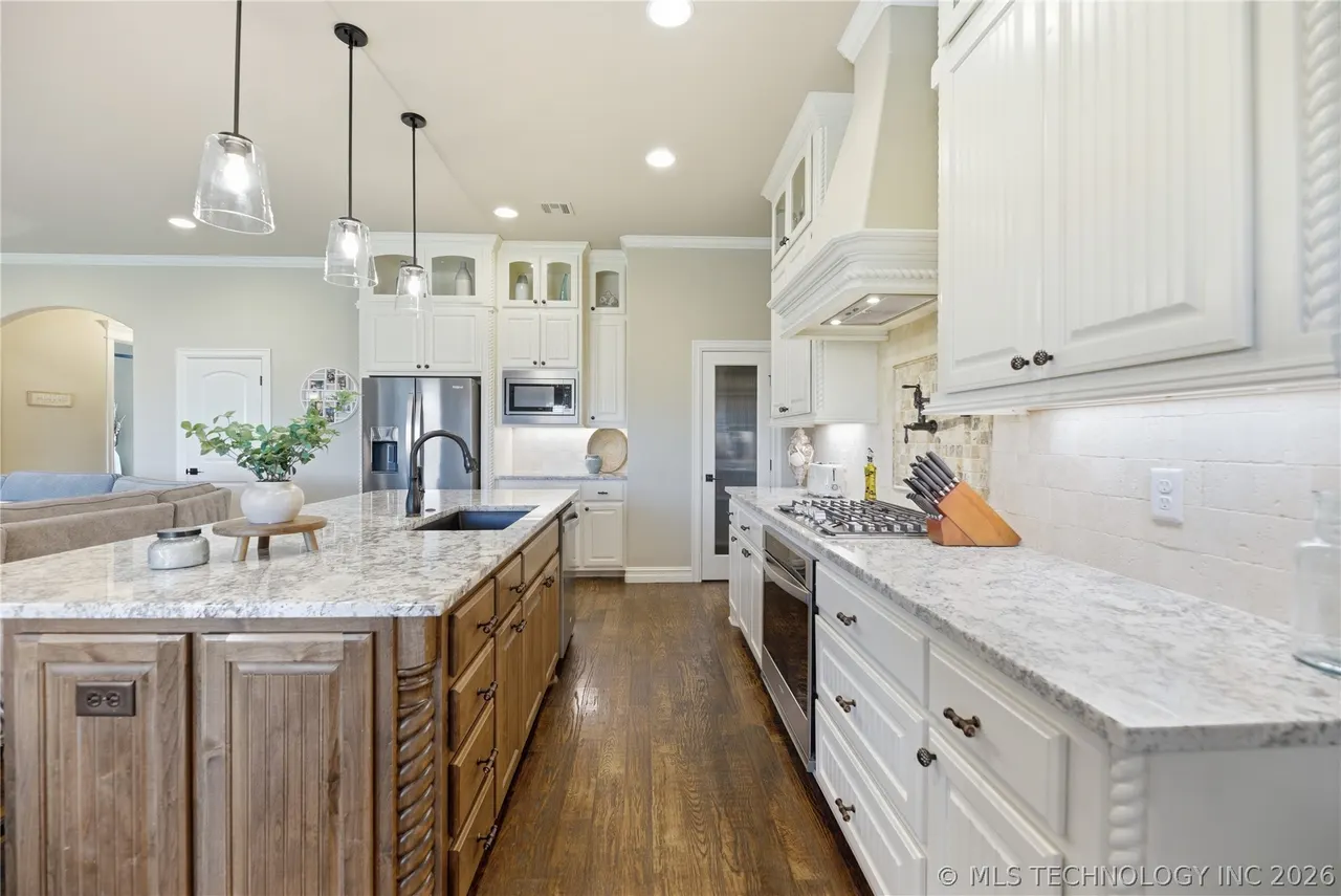 Photo 13 — 7915 N 149th EastAvenue, Owasso, OK 74055