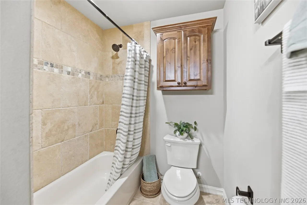 Photo 19 — 7915 N 149th EastAvenue, Owasso, OK 74055