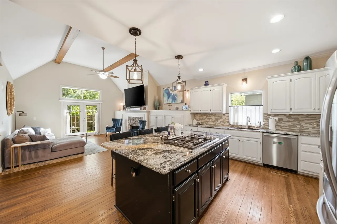 Photo 14 — 9133 S Braden Place, Tulsa, OK 74137