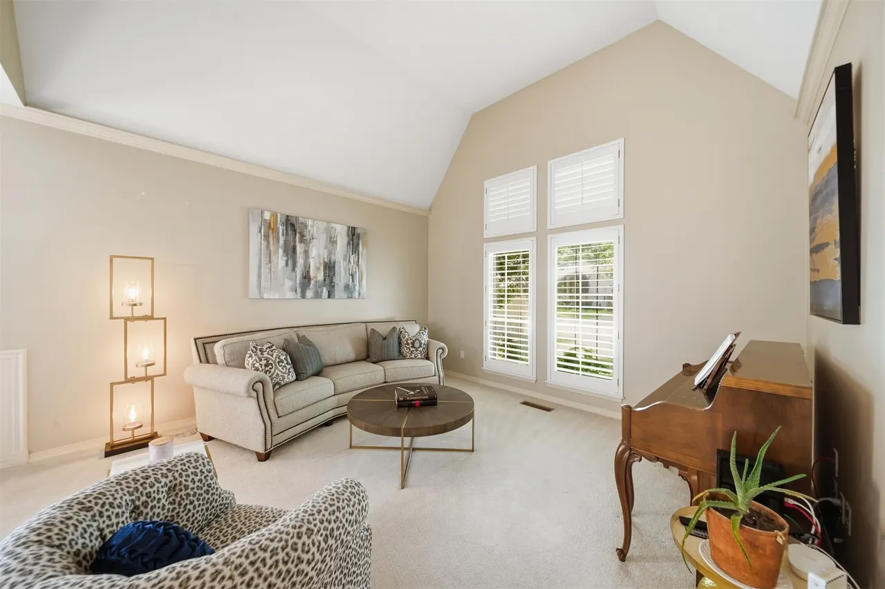 Photo 6 — 9133 S Braden Place, Tulsa, OK 74137