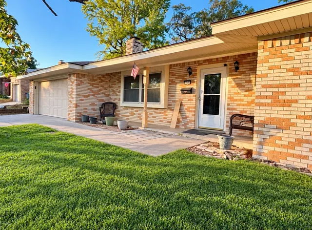 Photo 4 — 513 E Polk Avenue, McAlester, OK 74501