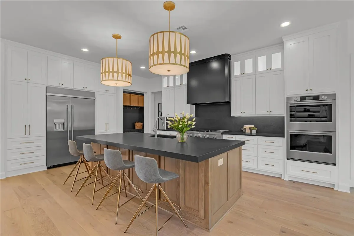 Photo 17 — 4609 S Birmingham Avenue, Tulsa, OK 74105