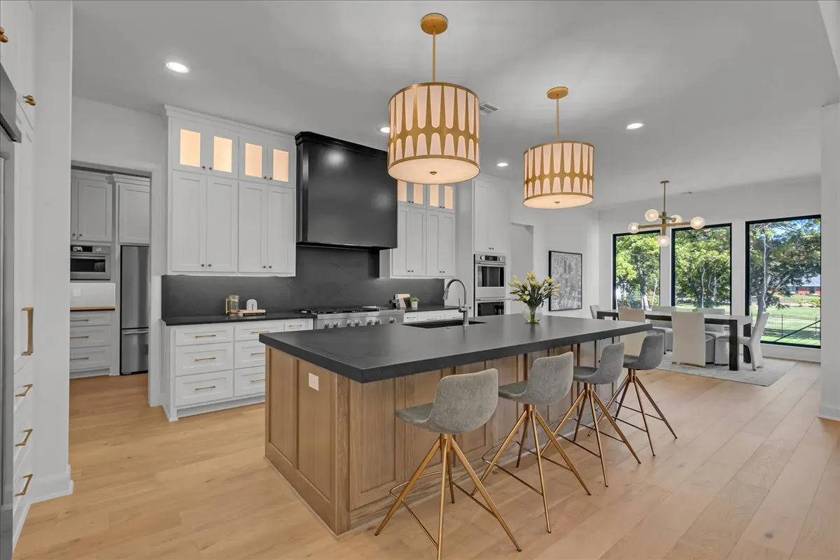Photo 18 — 4609 S Birmingham Avenue, Tulsa, OK 74105