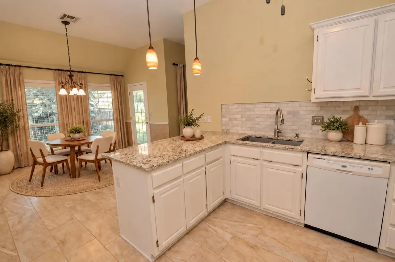 Photo 12 — 2450 S Umbrella Place, Broken Arrow, OK 74012