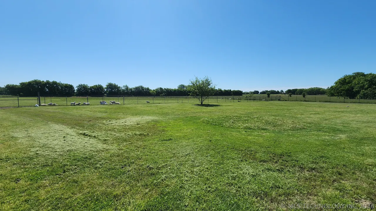 Photo 32 — 5665 N 320 Road, Haskell, OK 74436