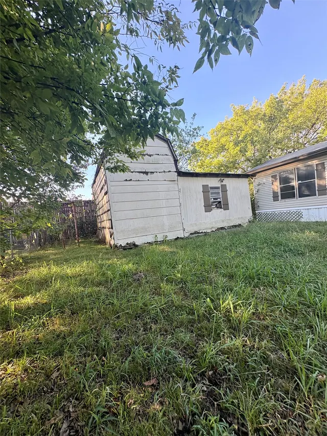 Photo 2 — 2705 E Lansing Avenue, Broken Arrow, OK 74014