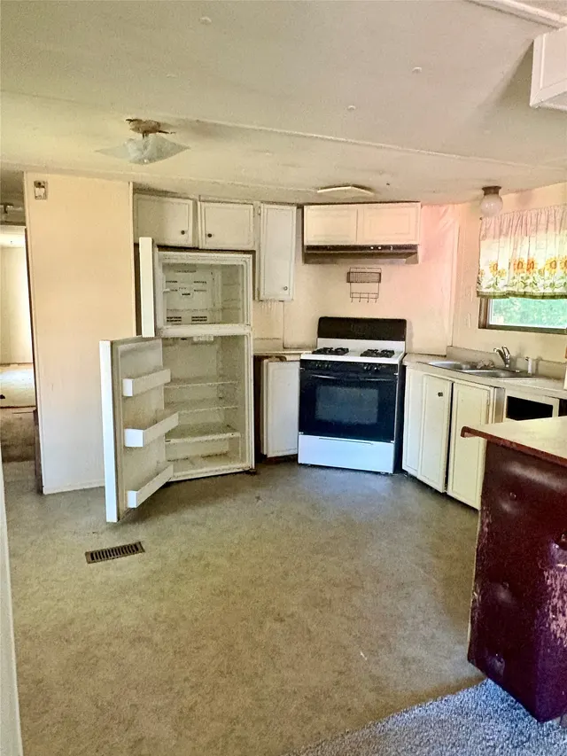 Photo 4 — 2705 E Lansing Avenue, Broken Arrow, OK 74014