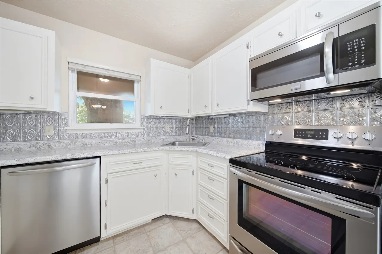 Photo 17 — 8130 S Florence Place, Tulsa, OK 74137