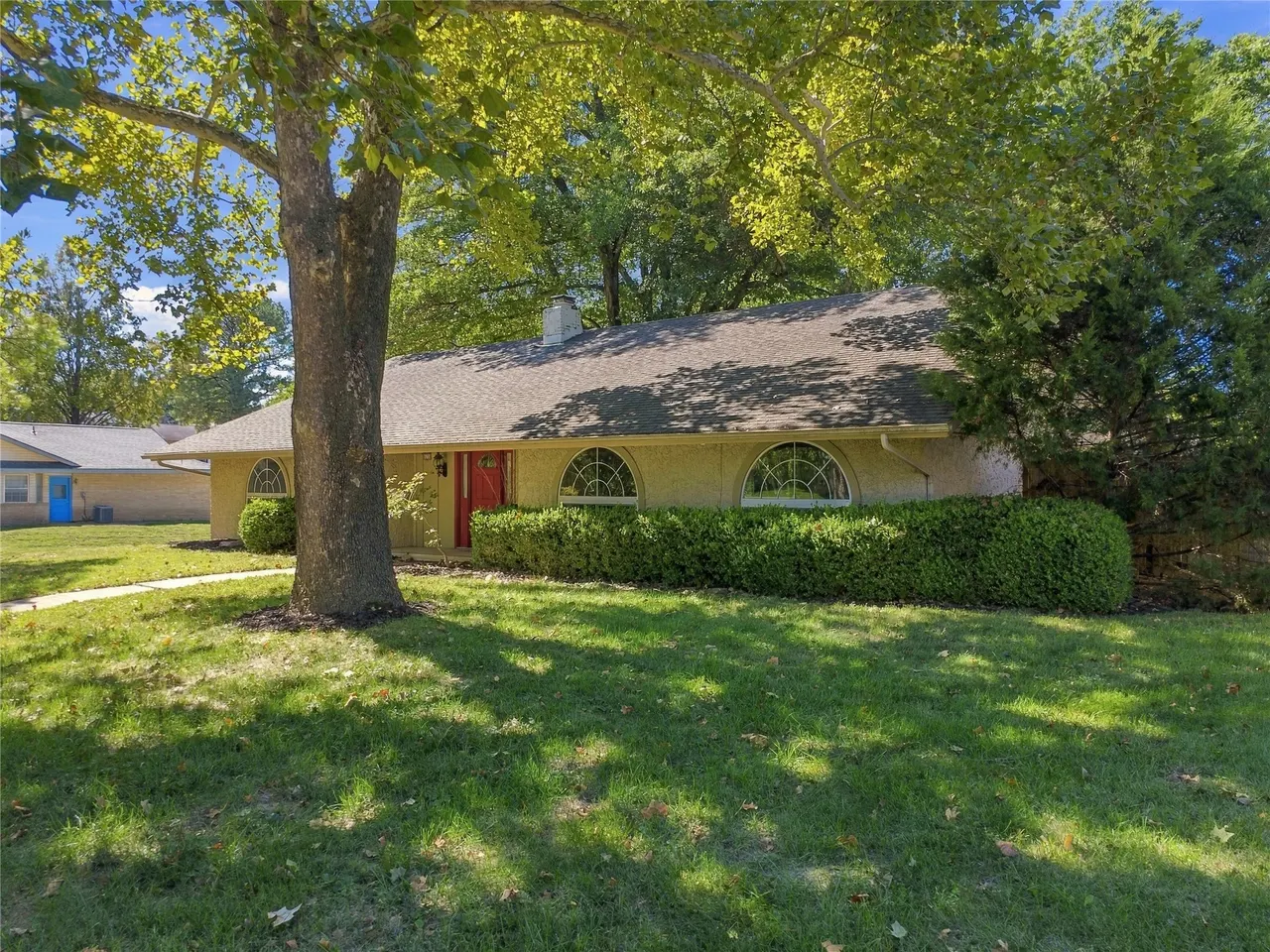 Photo 2 — 8130 S Florence Place, Tulsa, OK 74137