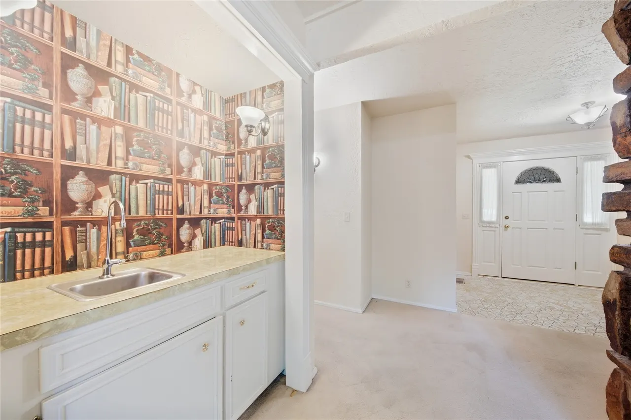 Photo 9 — 8130 S Florence Place, Tulsa, OK 74137