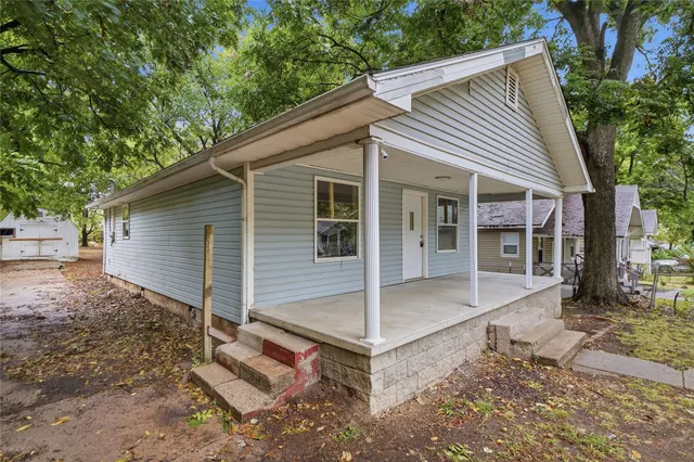 Photo 2 — 55 N Xanthus Avenue, Tulsa, OK 74110