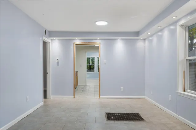 Photo 6 — 55 N Xanthus Avenue, Tulsa, OK 74110