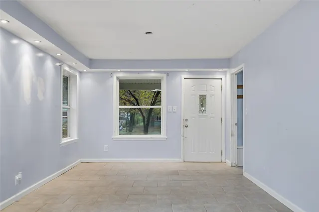 Photo 7 — 55 N Xanthus Avenue, Tulsa, OK 74110