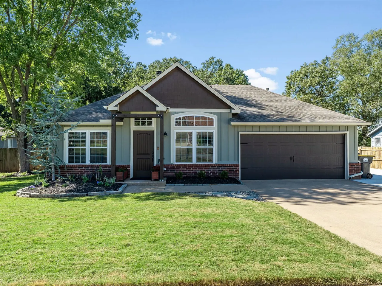 Front exterior — 15970 S 294th East Avenue, Coweta, OK 74429