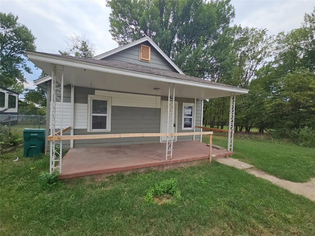 Photo 2 — 1128 E Arch Avenue, Sapulpa, OK 74066